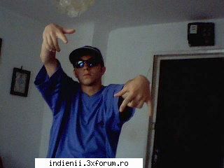 ma gandesc ca nu mai vreau sa ma gandesc ...ca s`ar putea sa vina sa ma ia exact cand ma trezesc